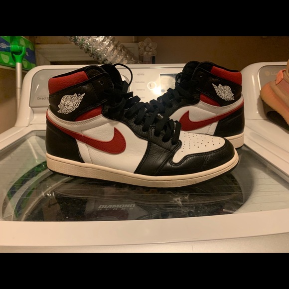 Men’s shoes